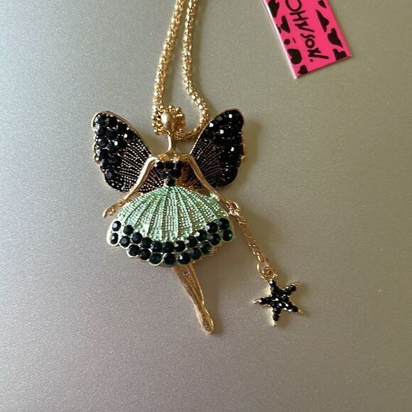 Beautiful Crystal Enamel Wishing Angel Fairy Pendant Necklace NWOT - Picture 2 of 3